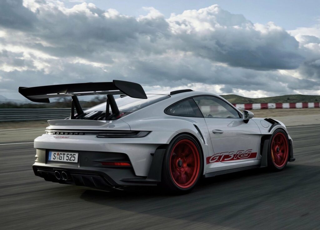 Porsche-911_GT3_RS-2023-1600-07-1024x735.jpeg