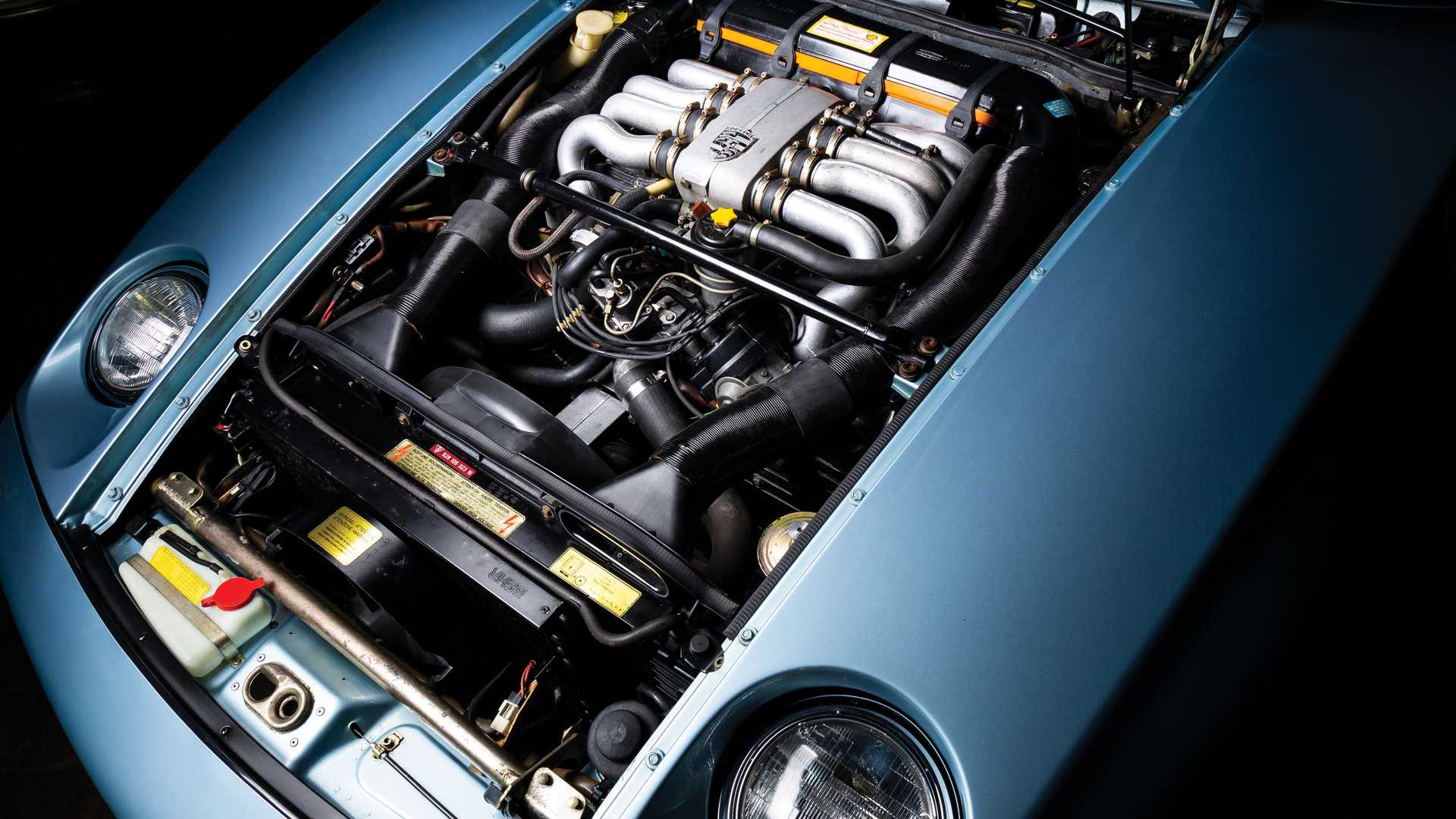 La première Porsche équipée d un V8